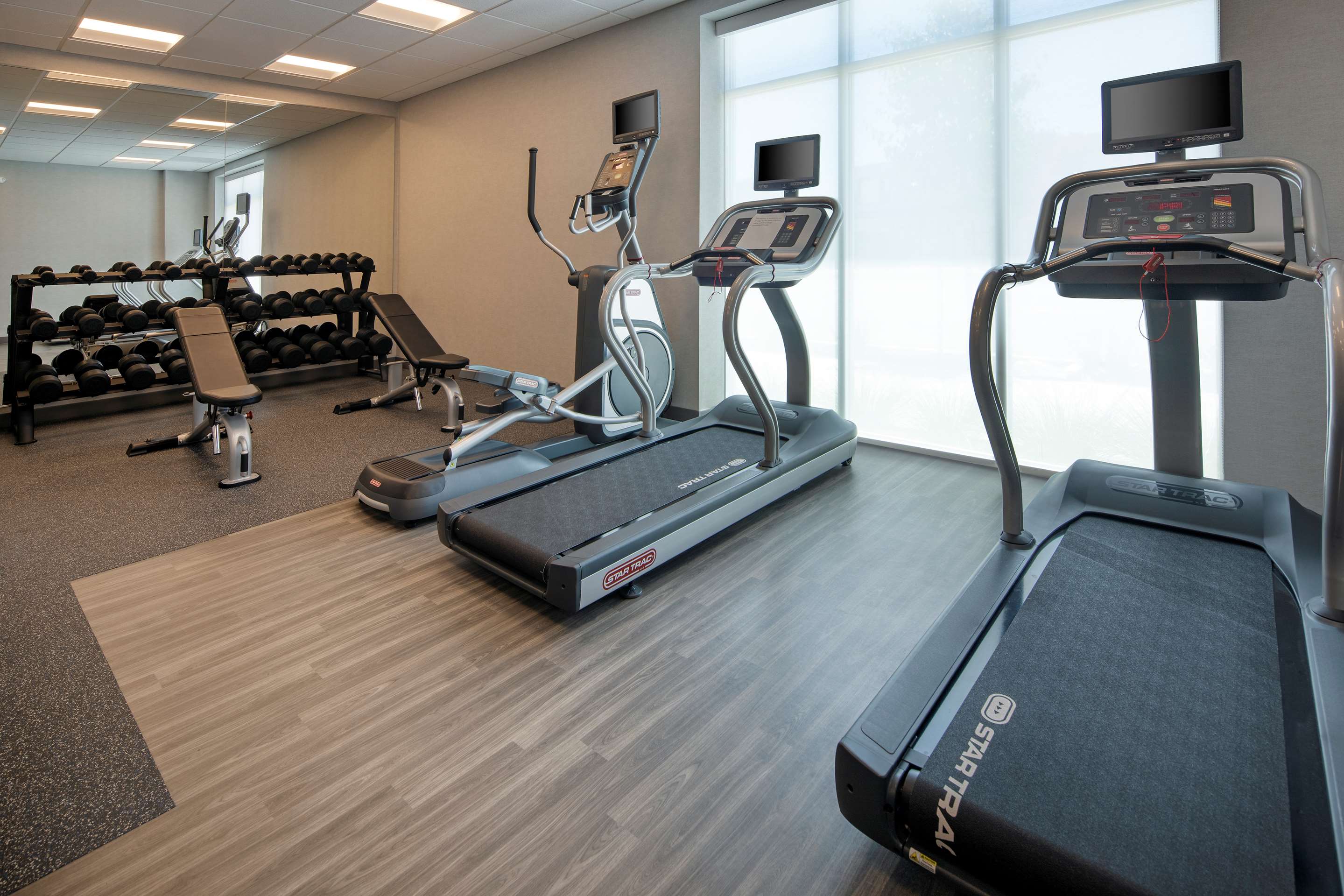 Health club fitness center gym | Hampton Inn Santa Cruz West, CA