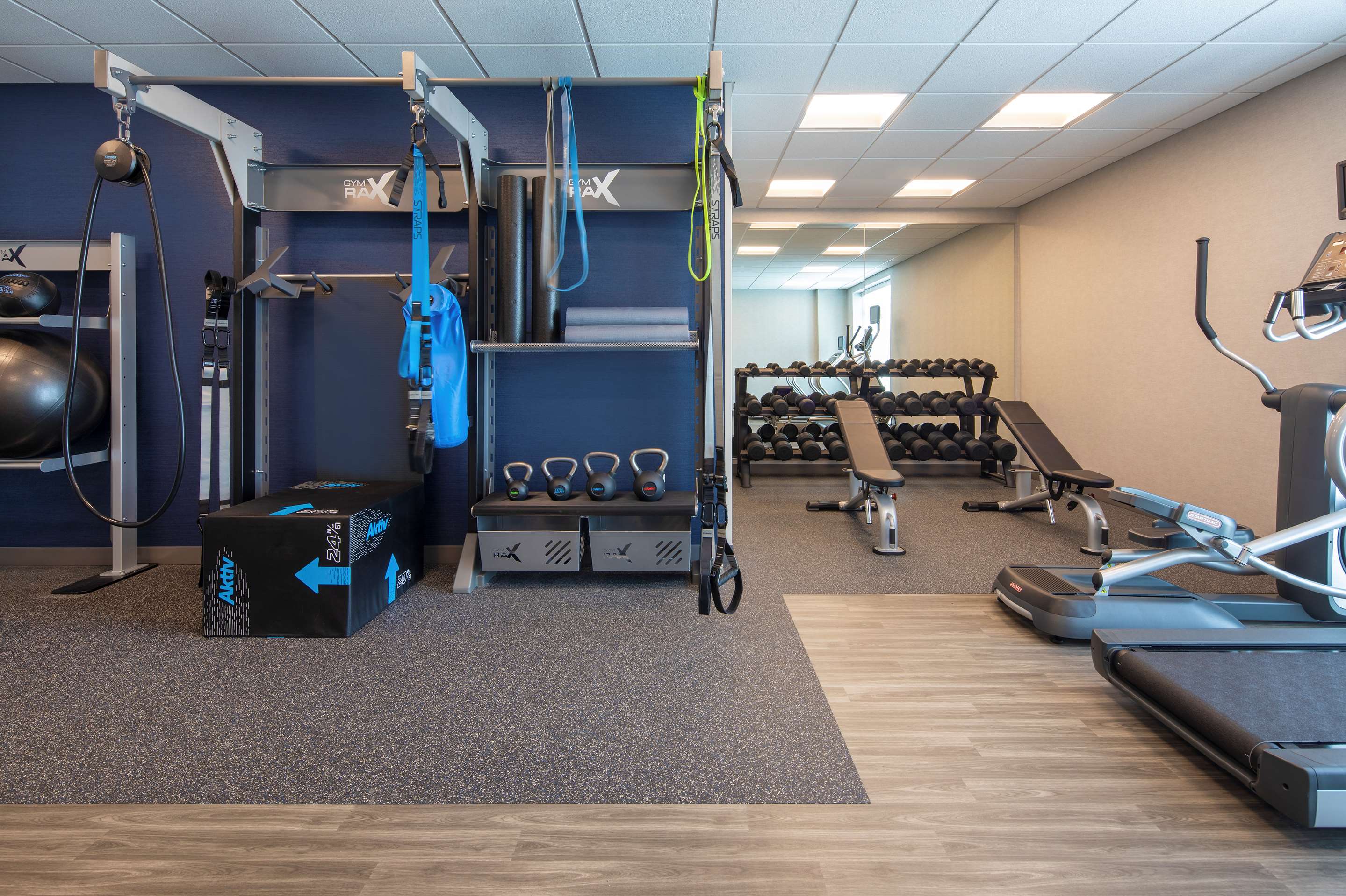 Health club fitness center gym | Hampton Inn Santa Cruz West, CA