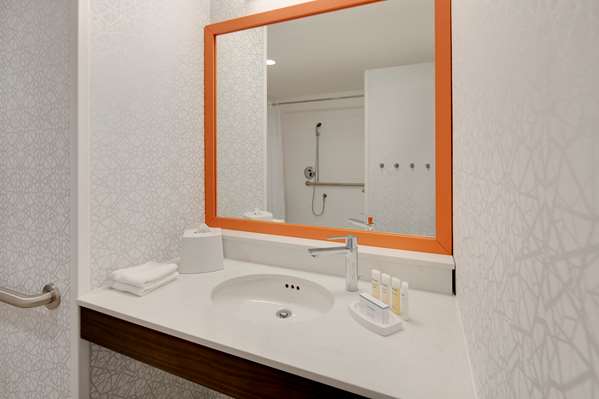  - Hampton Inn West Santa Cruz