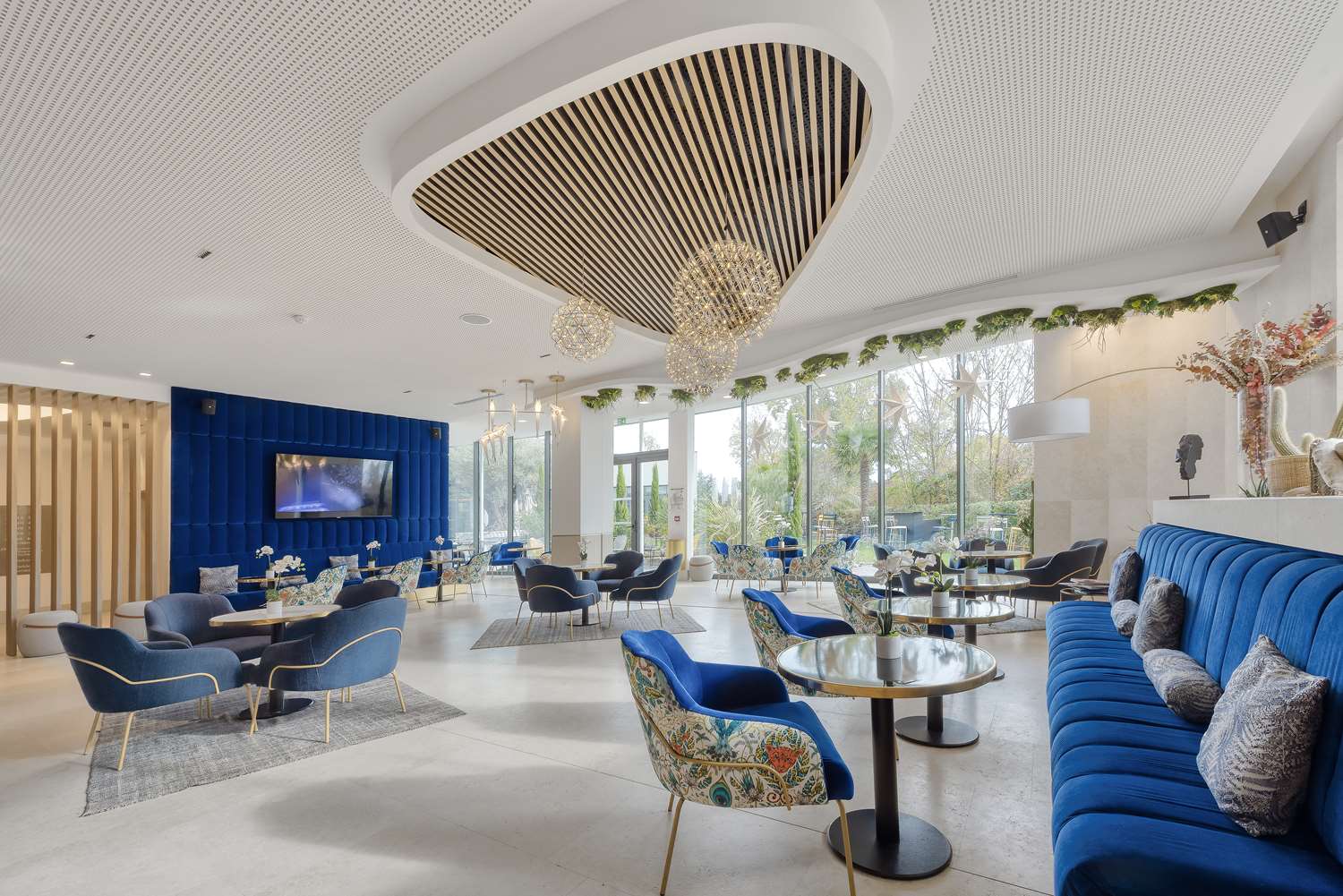 GOLDEN TULIP LYON OUEST TECHLID - Hotel & Spa - Bar Elia