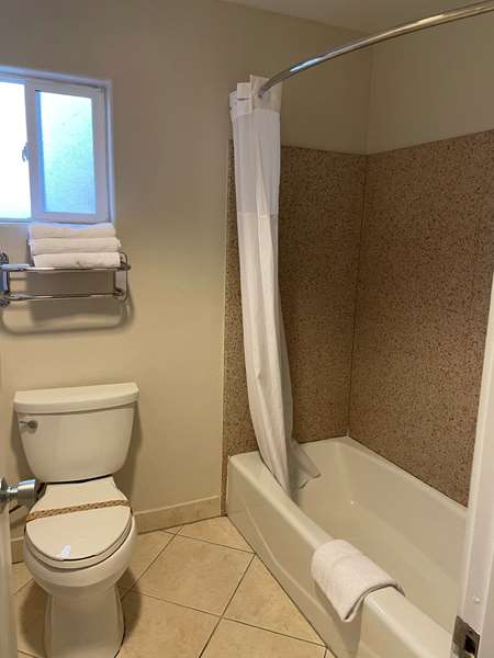 Suite - SureStay Hotel by Best Western San Rafael