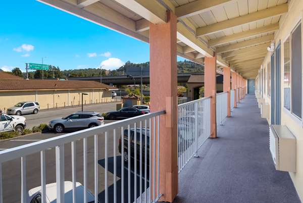 Exterior view - SureStay Hotel by Best Western San Rafael