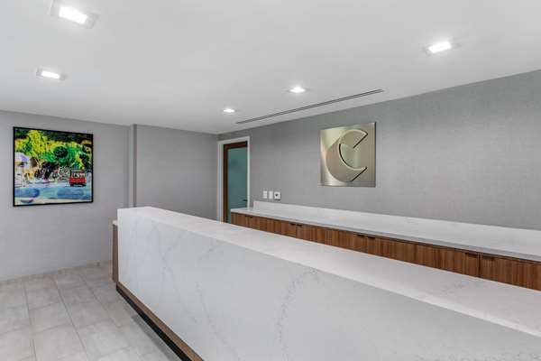  - Comfort Inn Old Town San Diego - I-5, Exit 19