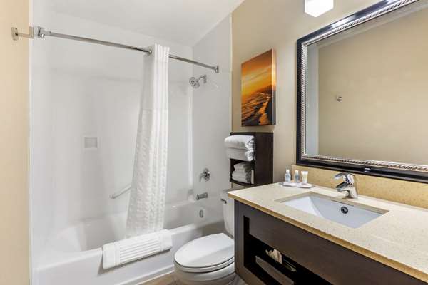  - Comfort Inn Old Town San Diego - I-5, Exit 19