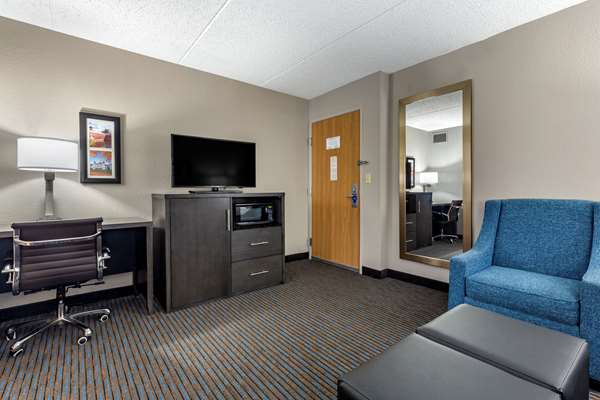 Suite - Comfort Inn Griswold - I-395, Exit 22