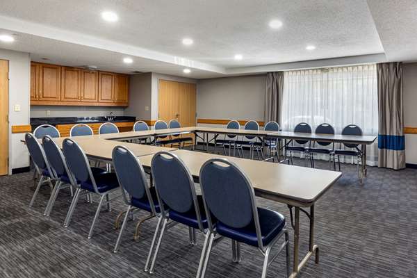  - Comfort Inn Griswold - I-395, Exit 22