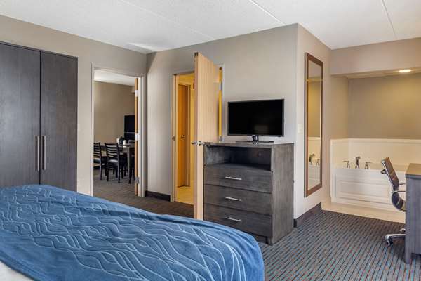 Suite - Comfort Inn Griswold - I-395, Exit 22