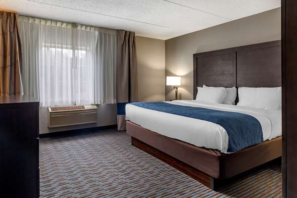 Suite - Comfort Inn Griswold - I-395, Exit 22