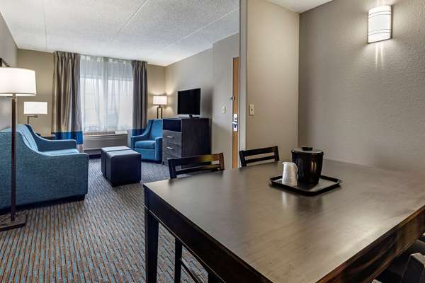 Suite - Comfort Inn Griswold - I-395, Exit 22