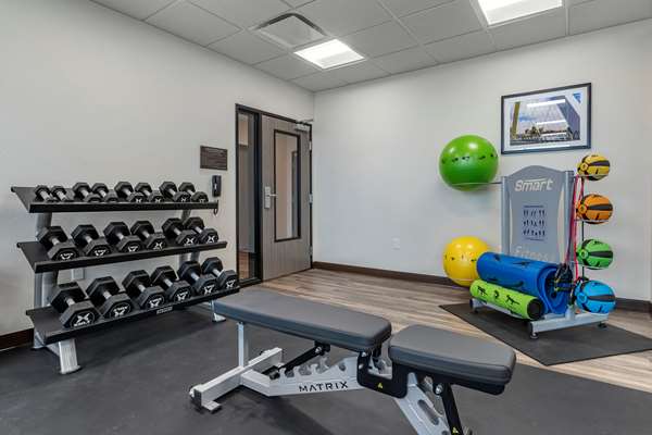 Fitness/ Exercise Room - MainStay Suites Waukee