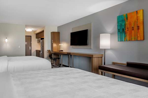 Suite - MainStay Suites Waukee