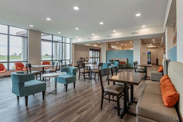 Amenities - MainStay Suites Waukee