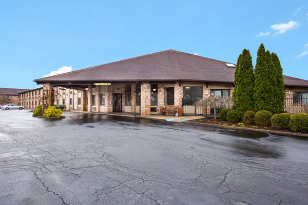 Exterior view - Quality Inn Athens