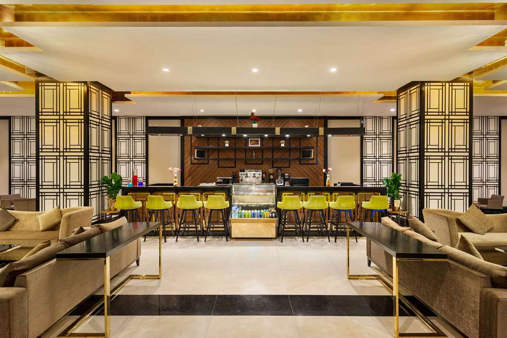 RAMADA BY WYNDHAM MEKKAH AL RAWDA-guestroom-Dining,Dining Area,Café,On-Site.jpg