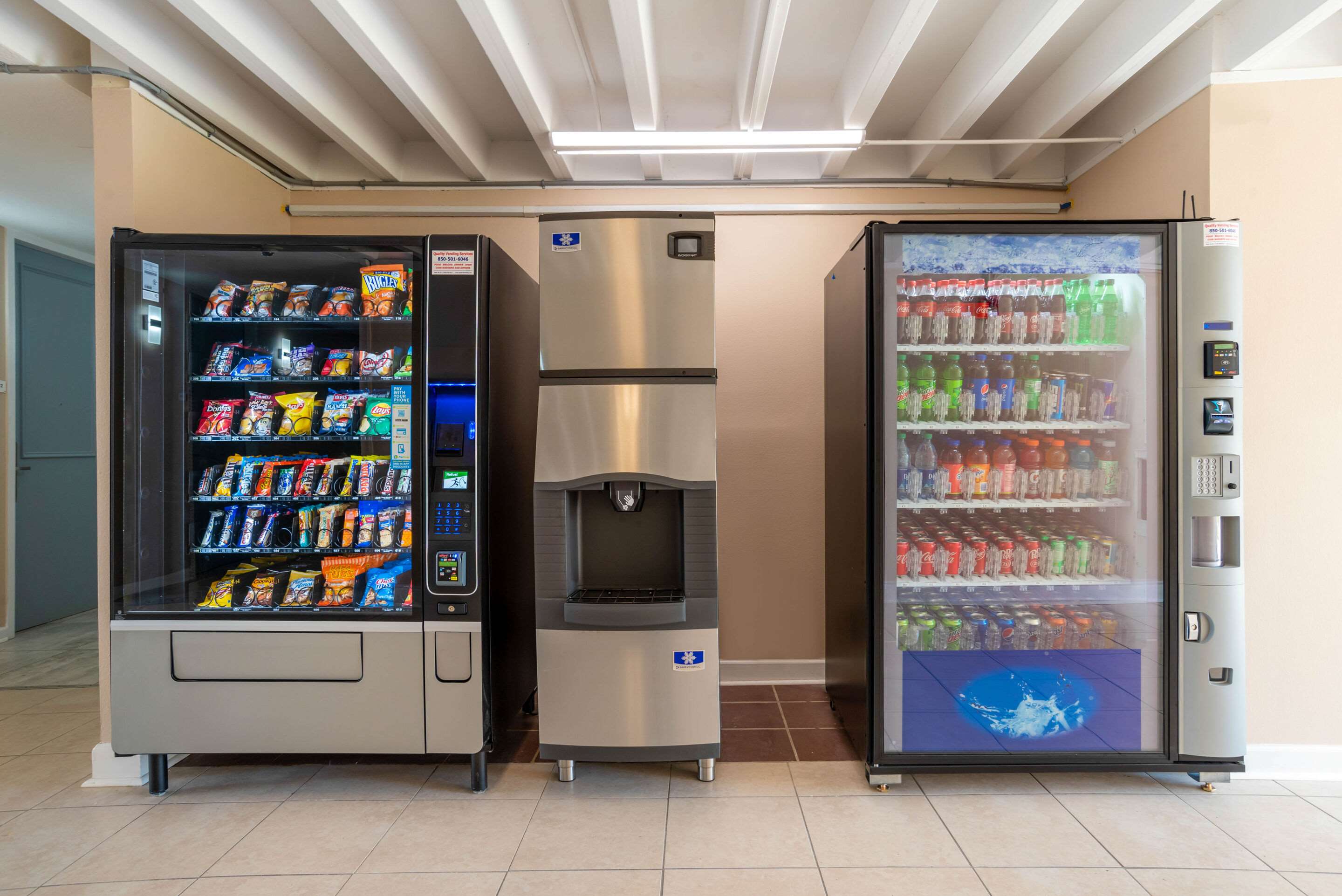 Hotel vending area | Quality Inn Fort Walton Beach - Destin West