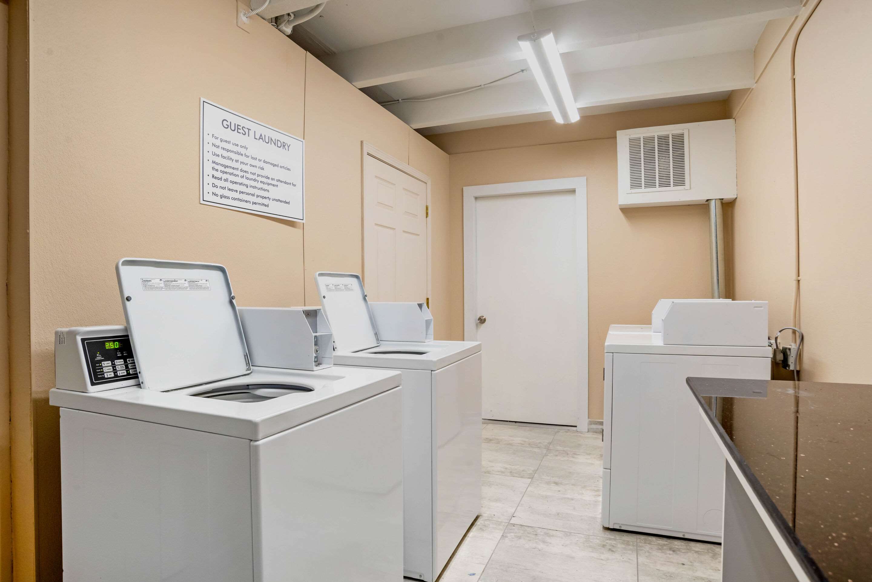 Guest laundry facilities | Quality Inn Fort Walton Beach - Destin West