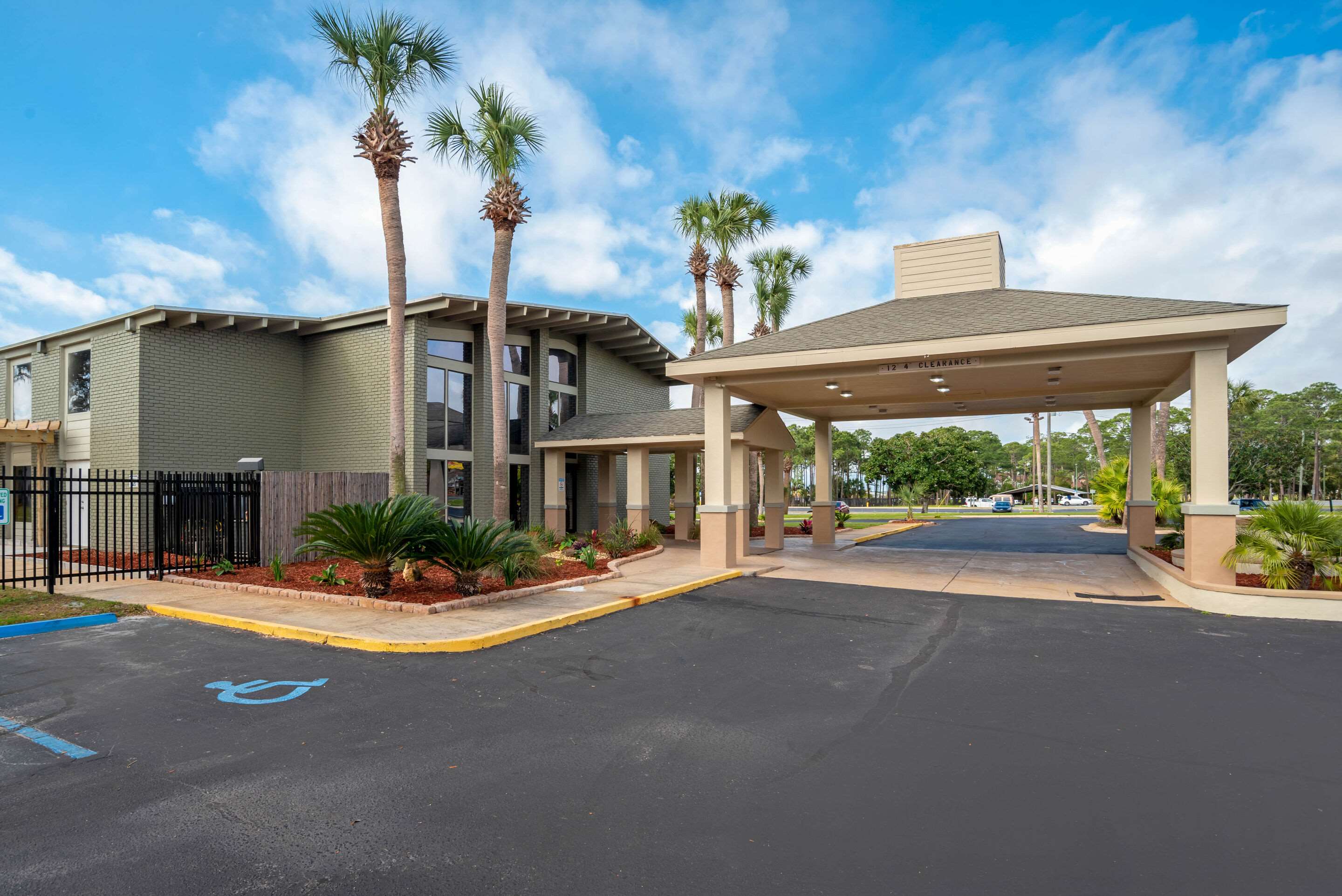 Hotel exterior | Quality Inn Fort Walton Beach - Destin West