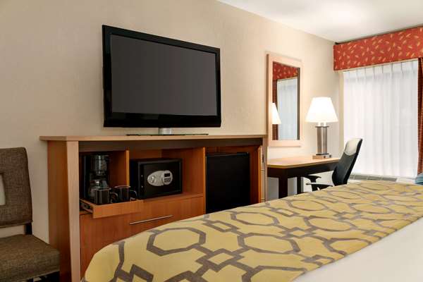  - Baymont Inn & Suites North Dartmouth - I-195, Exit 22