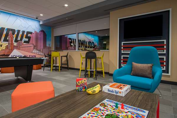  - Tru by Hilton Hotel Airport Columbus - I-670, Exit 9