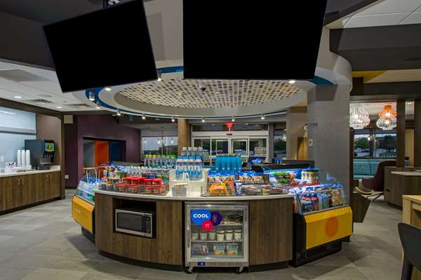 Restaurant - Tru by Hilton Hotel Airport Columbus - I-670, Exit 9