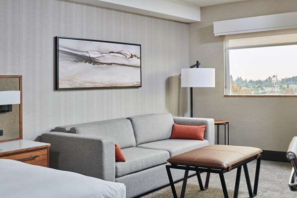  - DoubleTree by Hilton Hotel Fullerton