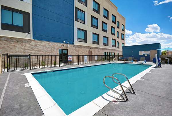 Pool - Hampton Inn South Midland - I-20, Exit 136
