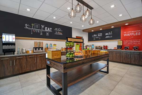 Amenities - Hampton Inn South Midland - I-20, Exit 136