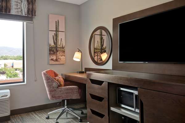  - Hampton Inn South Santa Fe