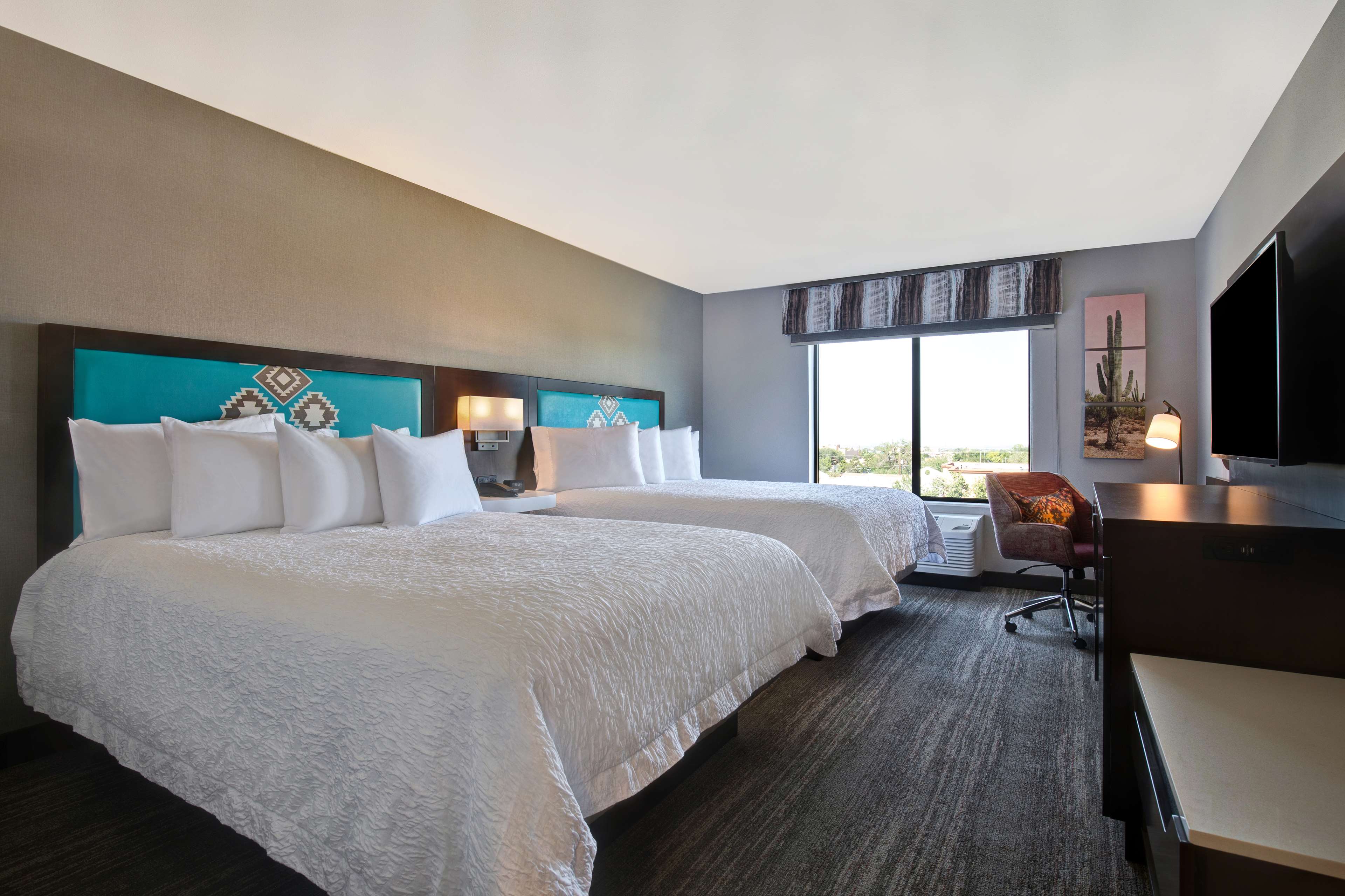 Hampton Inn by Hilton Santa Fe South - Tap to explore photos