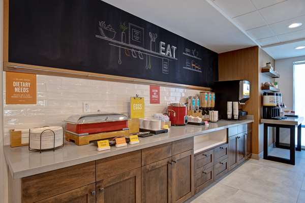 Amenities - Hampton Inn South Santa Fe