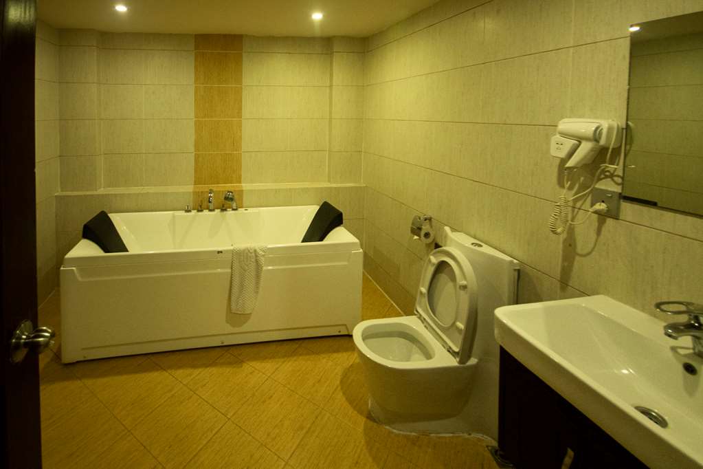 SG PREMIUM RESORT-guestroom-Guest Room,Bathroom,Suite,On-Site.jpg