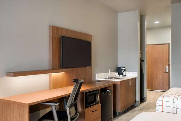  - La Quinta Inns & Suites Springfield - I-5, Exit 195