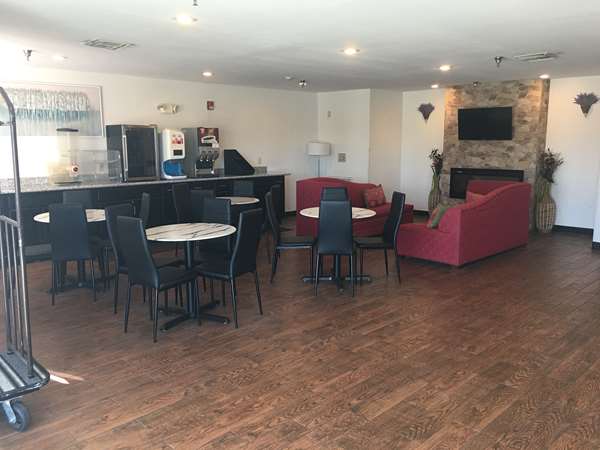 Amenities - SureStay Hotel by Best Western Weimar - I-10, Exit 682