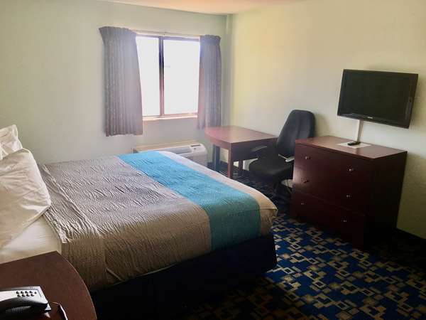  - SureStay Hotel by Best Western Weimar - I-10, Exit 682