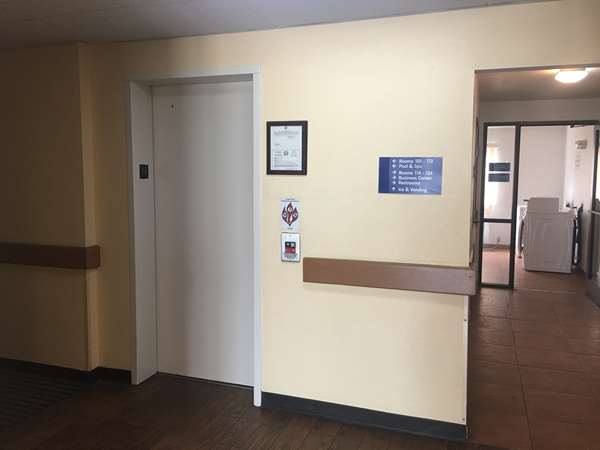  - SureStay Hotel by Best Western Weimar - I-10, Exit 682