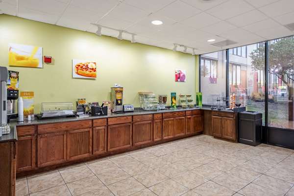 Amenities - Quality Inn North Lakeland - I-4, Exit 32