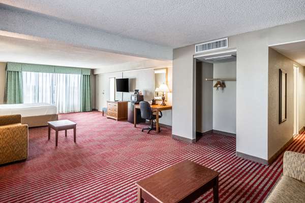 Suite - Quality Inn North Lakeland - I-4, Exit 32