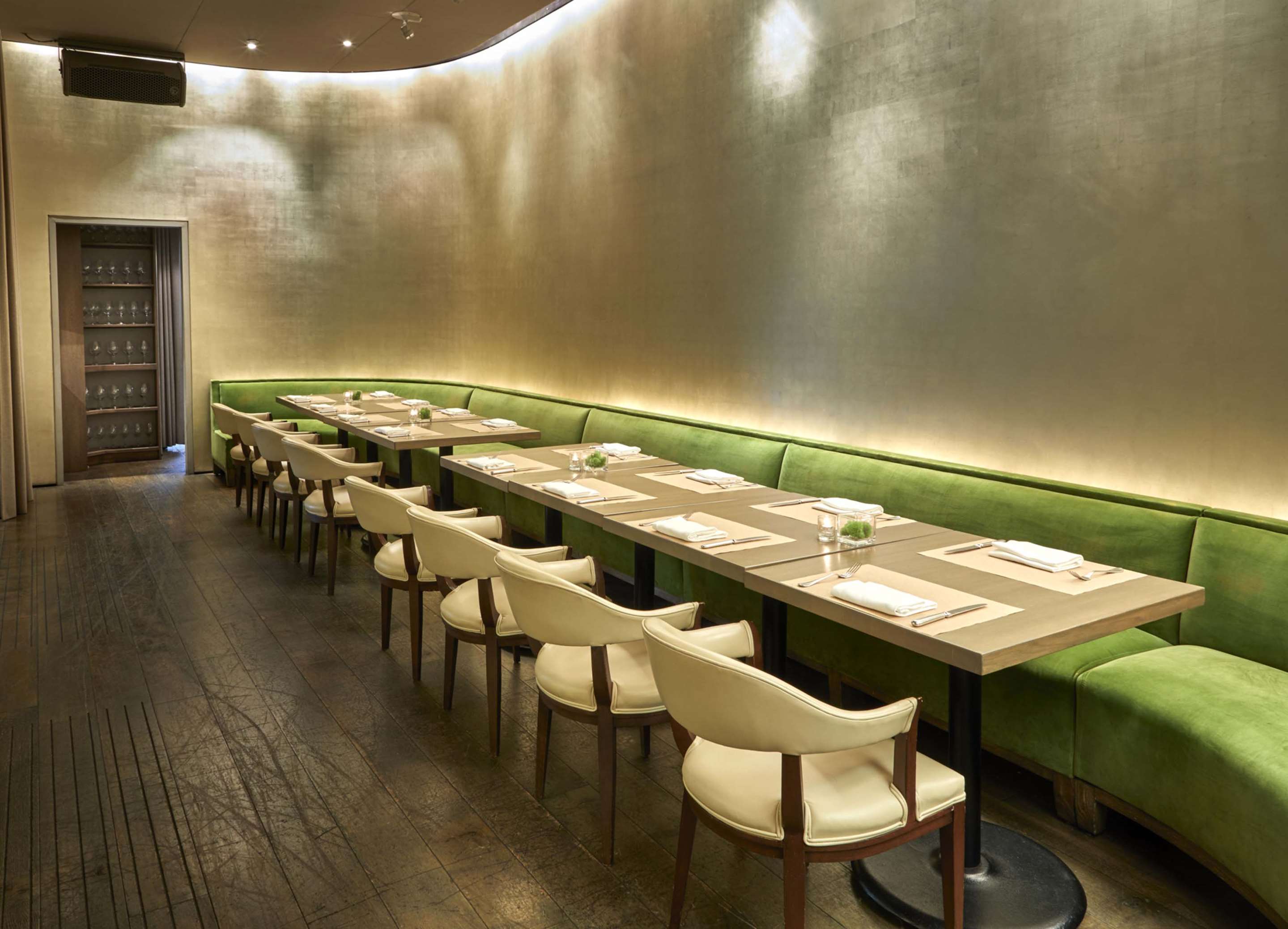 Restaurant | Ambassador Chicago, part of JdV by Hyatt