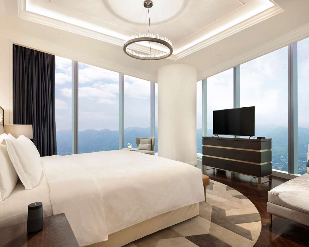 THE LIXURY HOTEL, PART OF HYATT-guestroom-Guest Room,Suite,On-Site.jpg