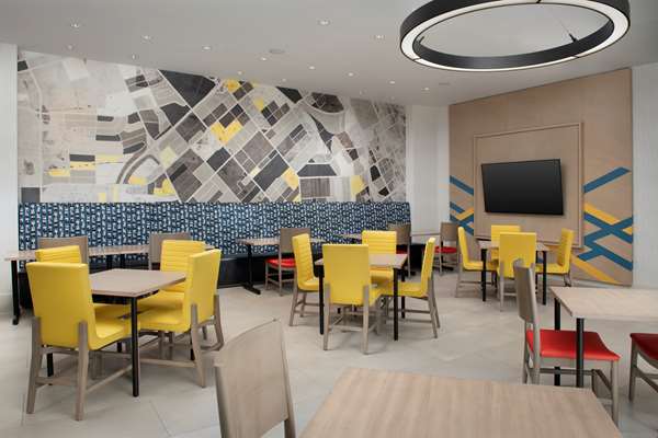 Amenities - Hilton Garden Inn Airport San Jose - I-880, Exit 4A