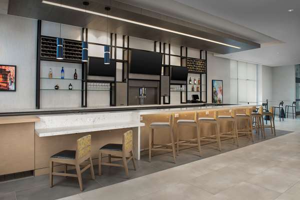 Bar - Hilton Garden Inn Airport San Jose - I-880, Exit 4A