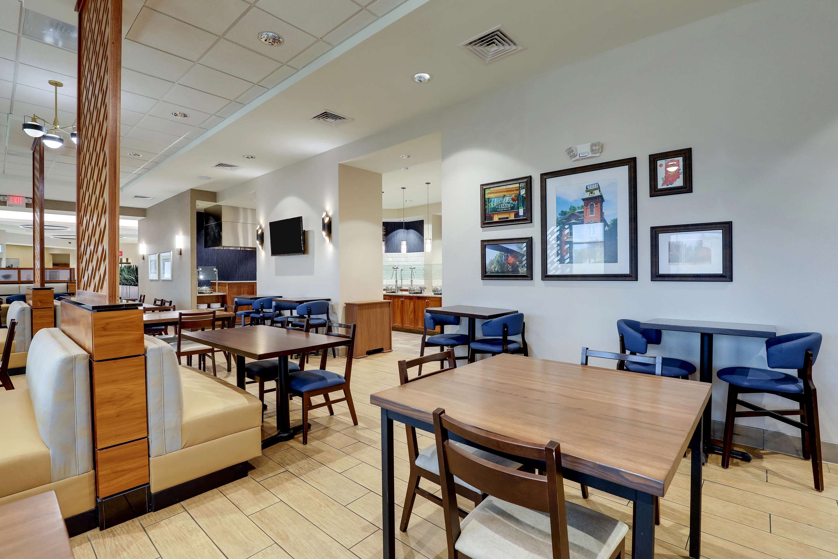 Dining Area | Drury Inn & Suites Lafayette IN