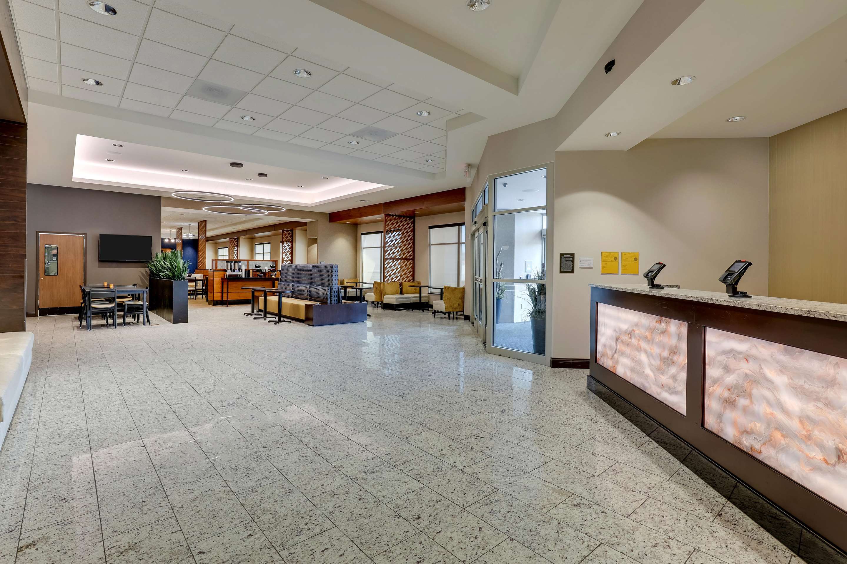 Lobby | Drury Inn & Suites Lafayette IN