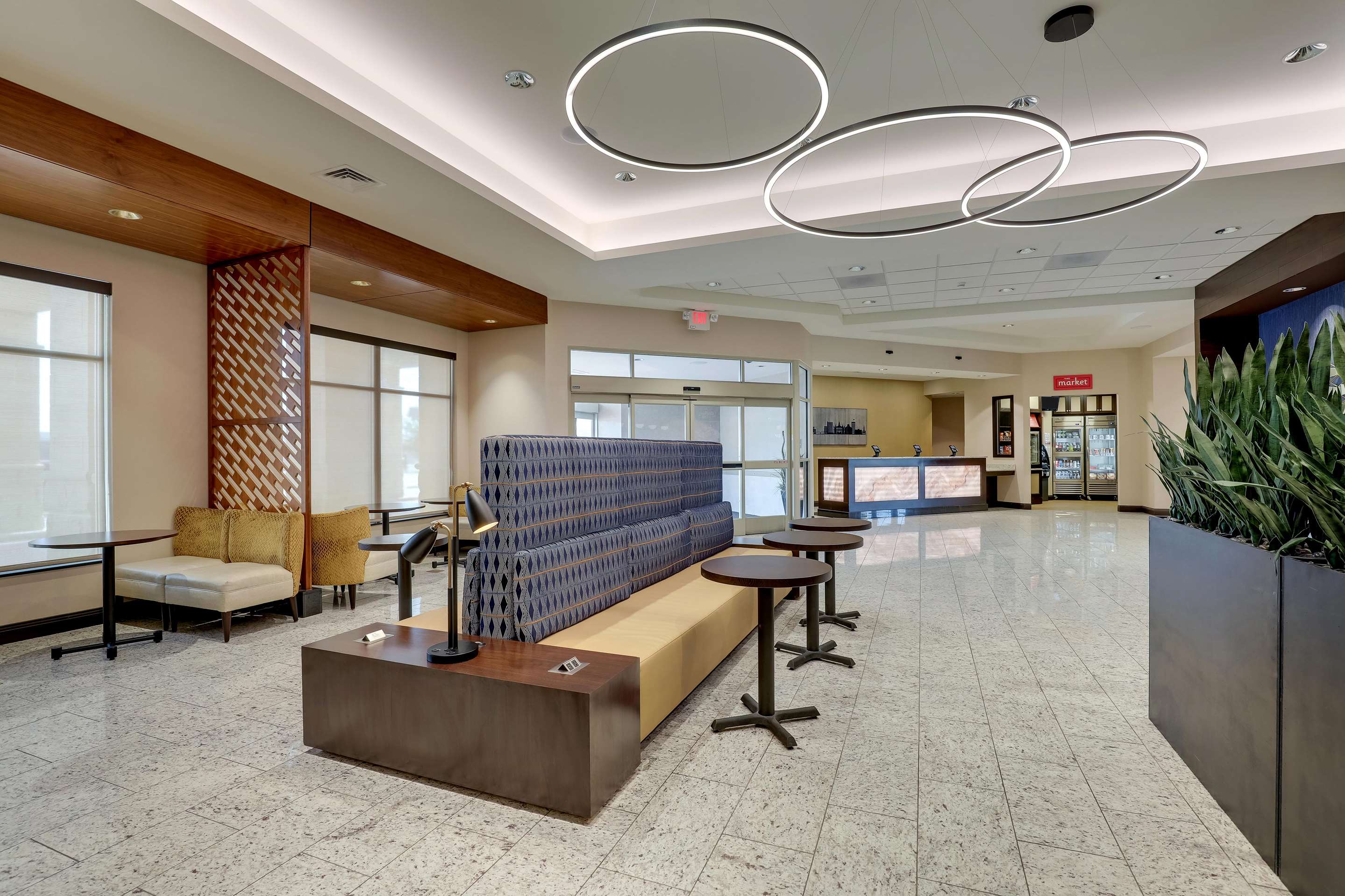 Lobby | Drury Inn & Suites Lafayette IN