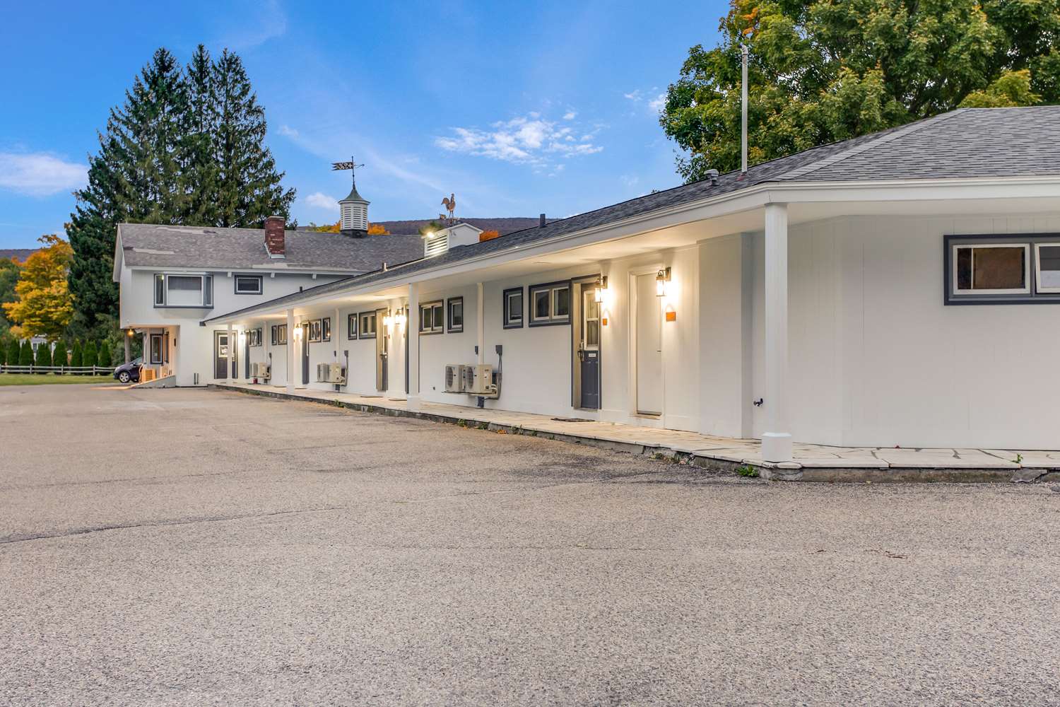 Palmer House Resort Manchester Center, VT See Discounts