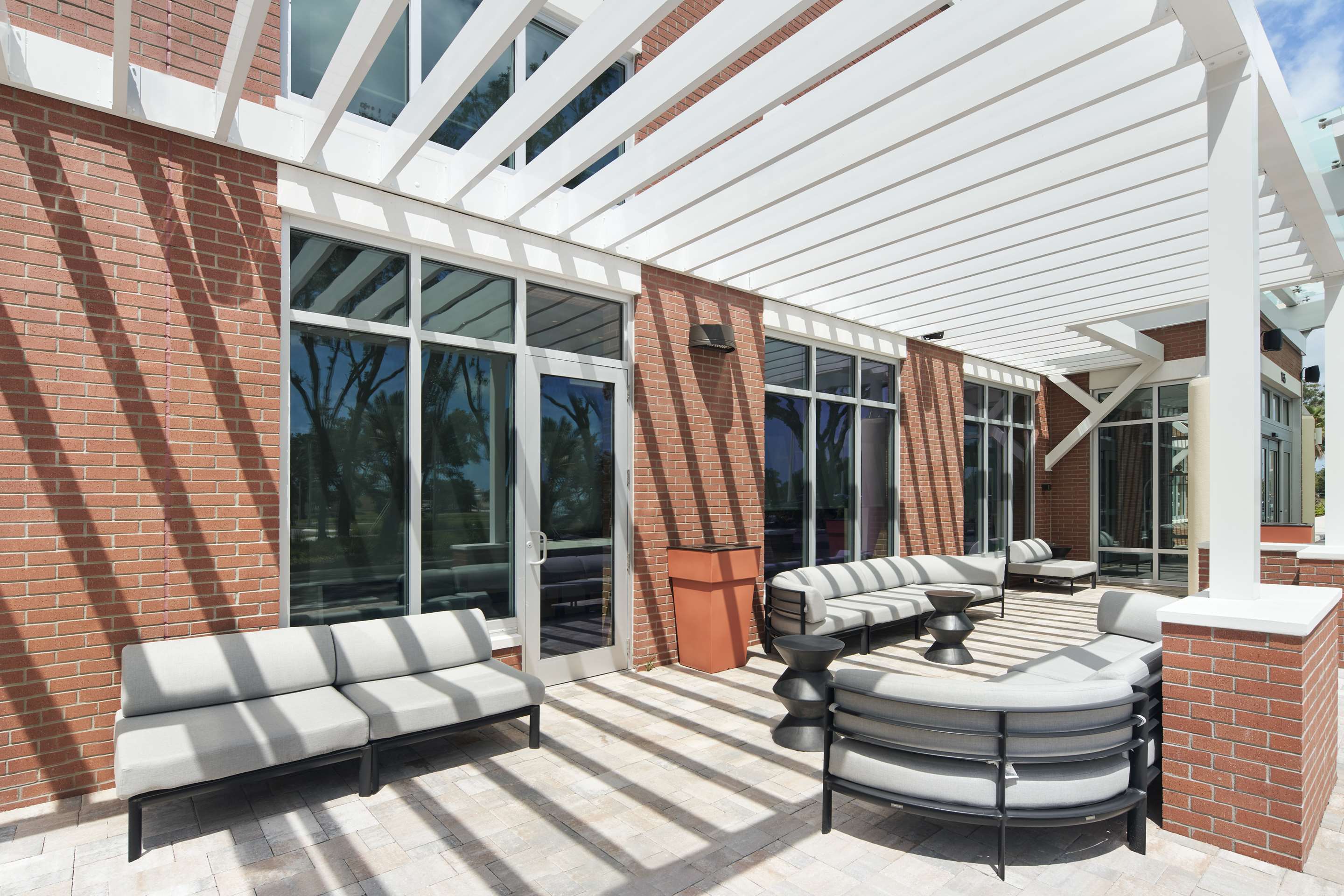 Bar Lounge | Hyatt Place Melbourne / Palm Bay / I-95