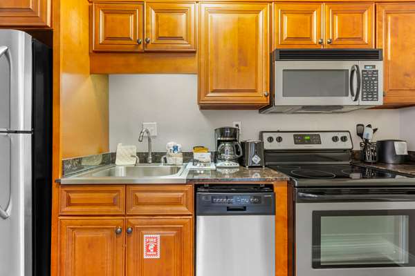 Suite - Church Street Inn Charleston