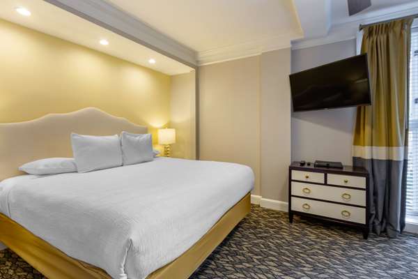 Suite - Church Street Inn Charleston