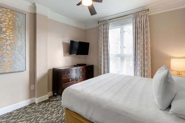 Suite - Church Street Inn Charleston