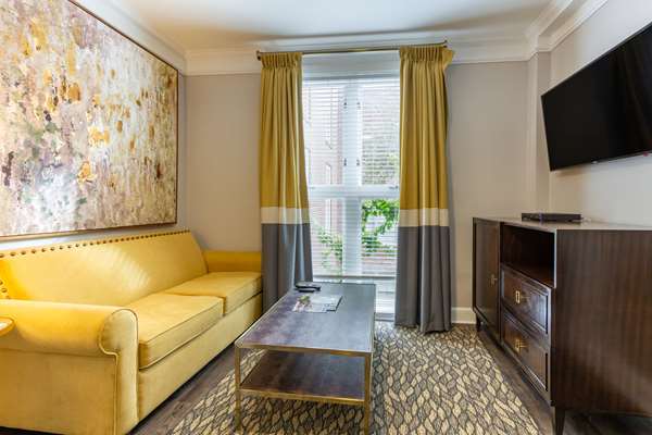 Suite - Church Street Inn Charleston